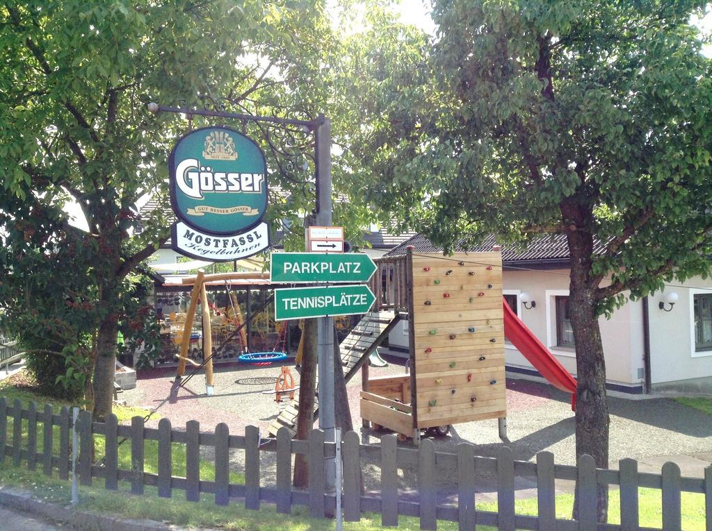 1A Landhotel Schicklberg Kremsmünster Kültér fotó